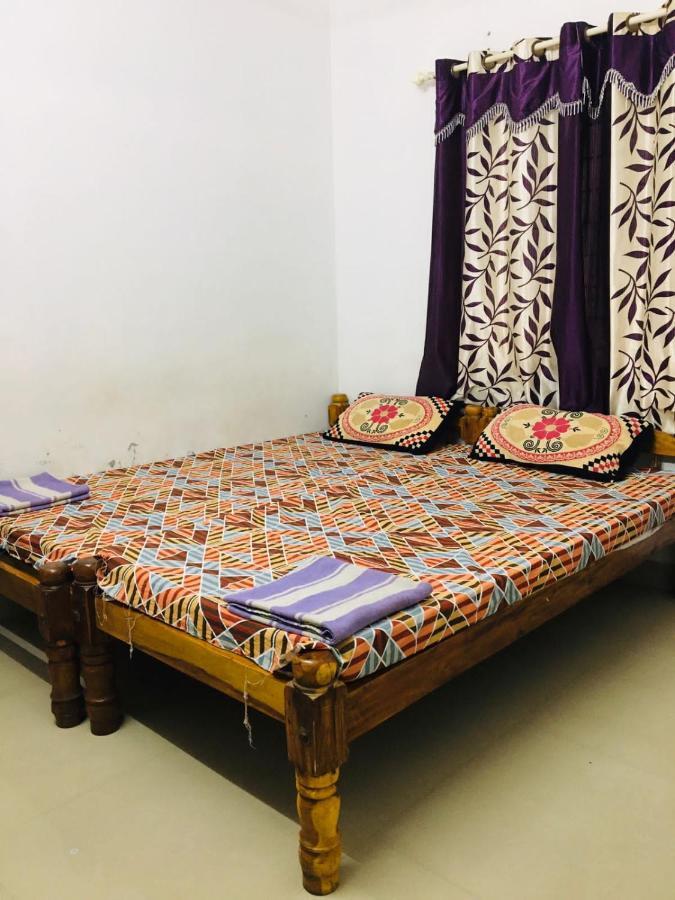 Golden Beach Home Stay Alappuzha Экстерьер фото