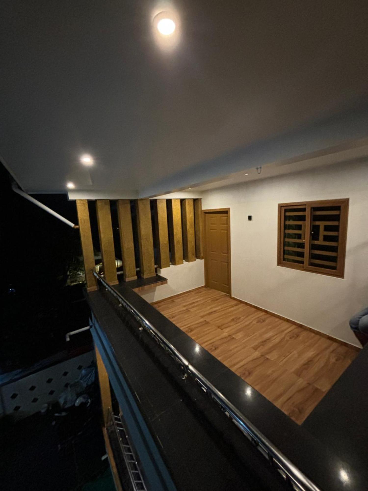 Golden Beach Home Stay Alappuzha Экстерьер фото