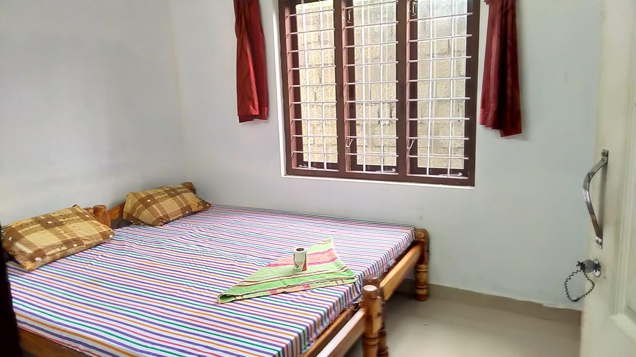 Golden Beach Home Stay Alappuzha Экстерьер фото