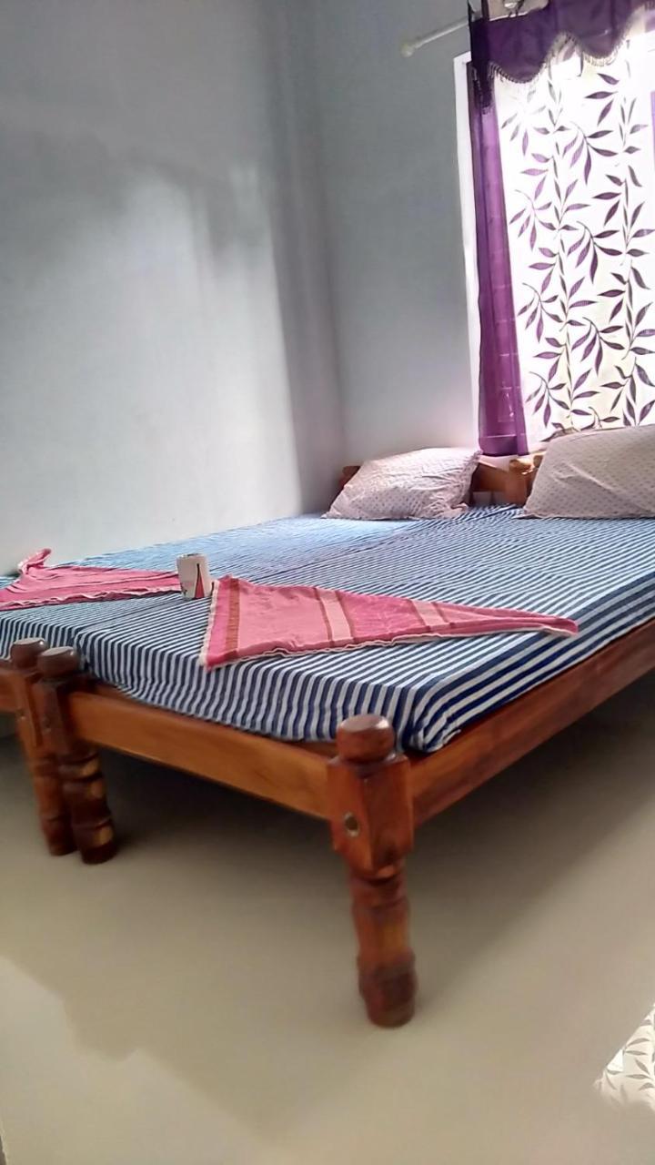 Golden Beach Home Stay Alappuzha Экстерьер фото