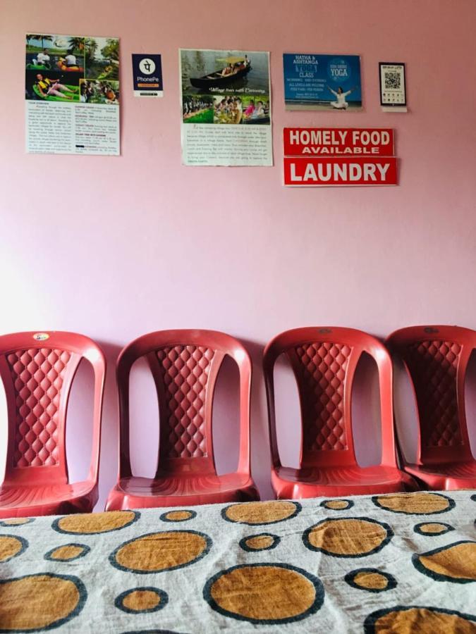 Golden Beach Home Stay Alappuzha Экстерьер фото